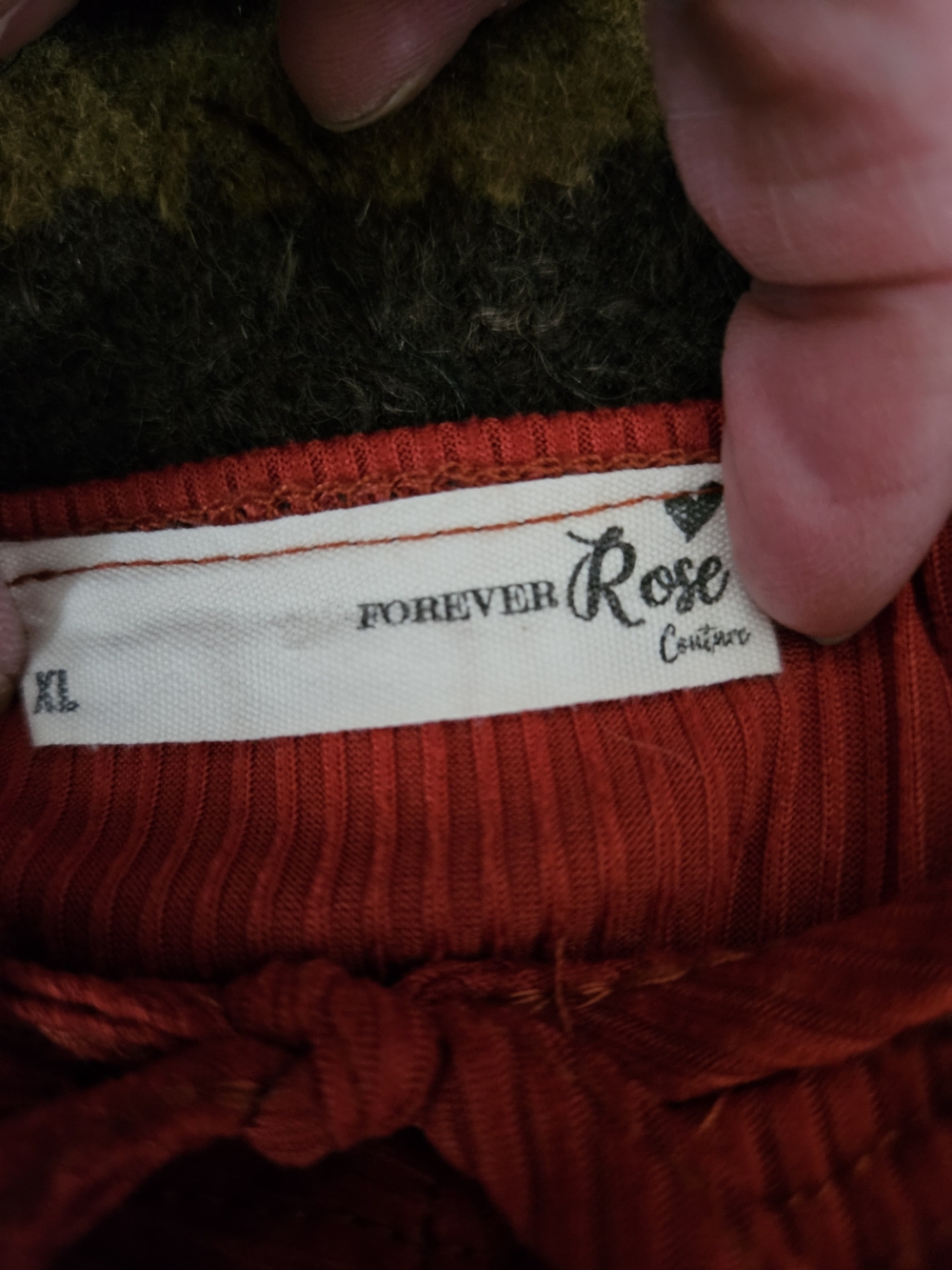 Red Ribbed Midi Slip Dress with Adjustable Spaghetti Straps - Picture 3 of 3
